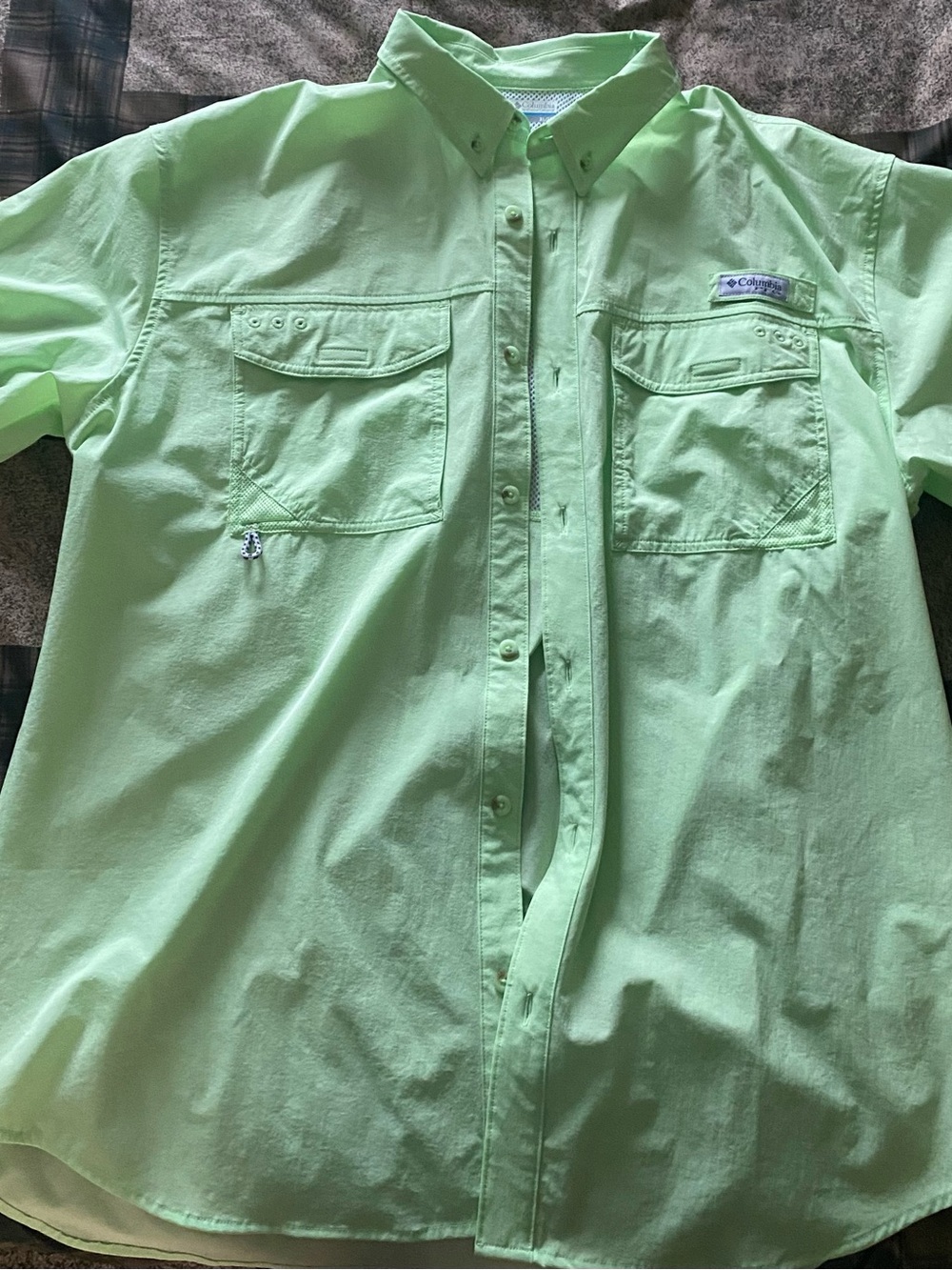 Mens Columbia PFG mint Green shirt